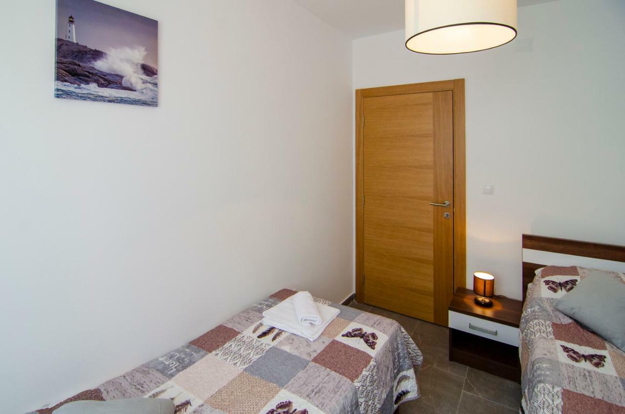Apartments Sara 2 Bol Dış mekan fotoğraf