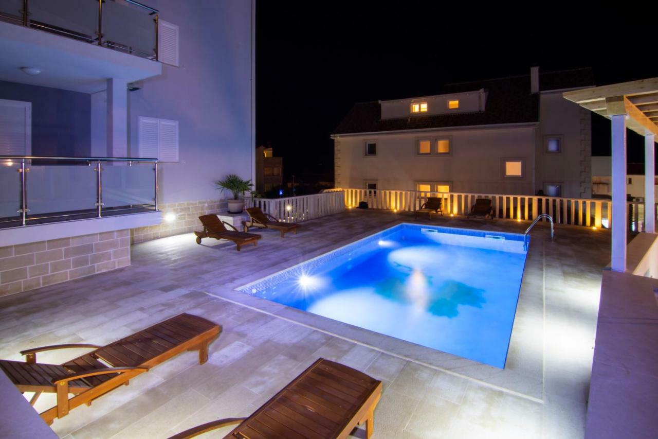 Apartments Sara 2 Bol Dış mekan fotoğraf