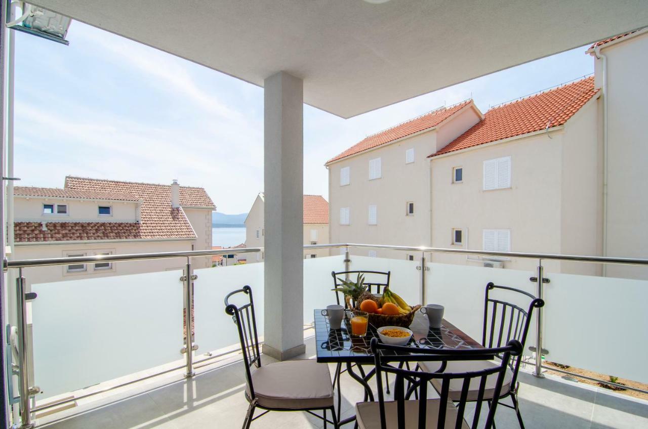 Apartments Sara 2 Bol Dış mekan fotoğraf