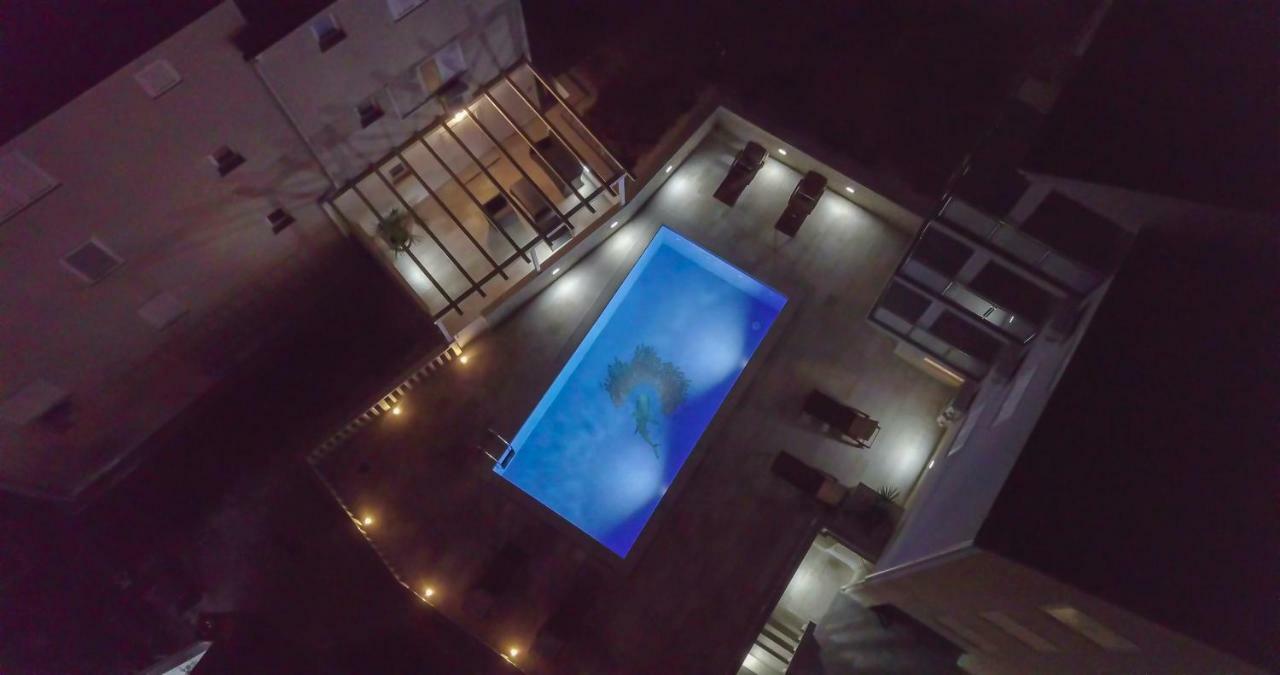 Apartments Sara 2 Bol Dış mekan fotoğraf